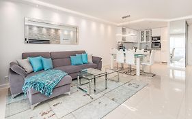 Stylish Vacation Apartment With Parking In Miedzyzdroje By Noclegi Renters