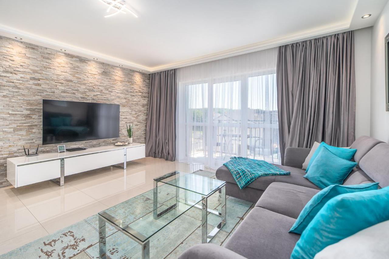 Stylish Vacation Apartment With Parking In Miedzyzdroje By Noclegi Renters Exterior foto