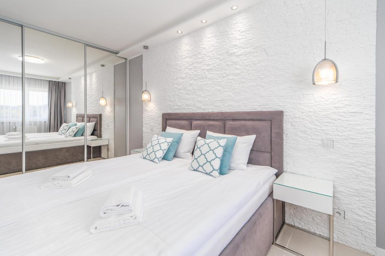Stylish Vacation Apartment With Parking In Miedzyzdroje By Noclegi Renters Exterior foto